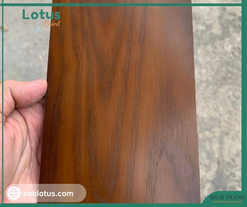 Sản phẩm gỗ sử dụng sơn gỗ hệ nước của Sơn Lotus